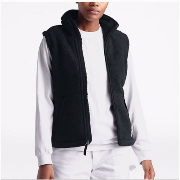 The North Face Women’s Black Long Sherpa Vest in Size Large - Picture 2 of 6